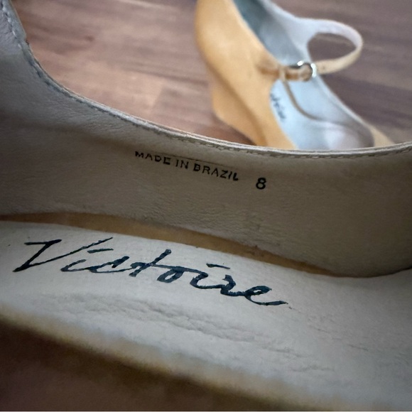 Pour La Victoire Mary Jane Wedge Heel Pumps in Soft Camel Leather, size 8 - Picture 13 of 14